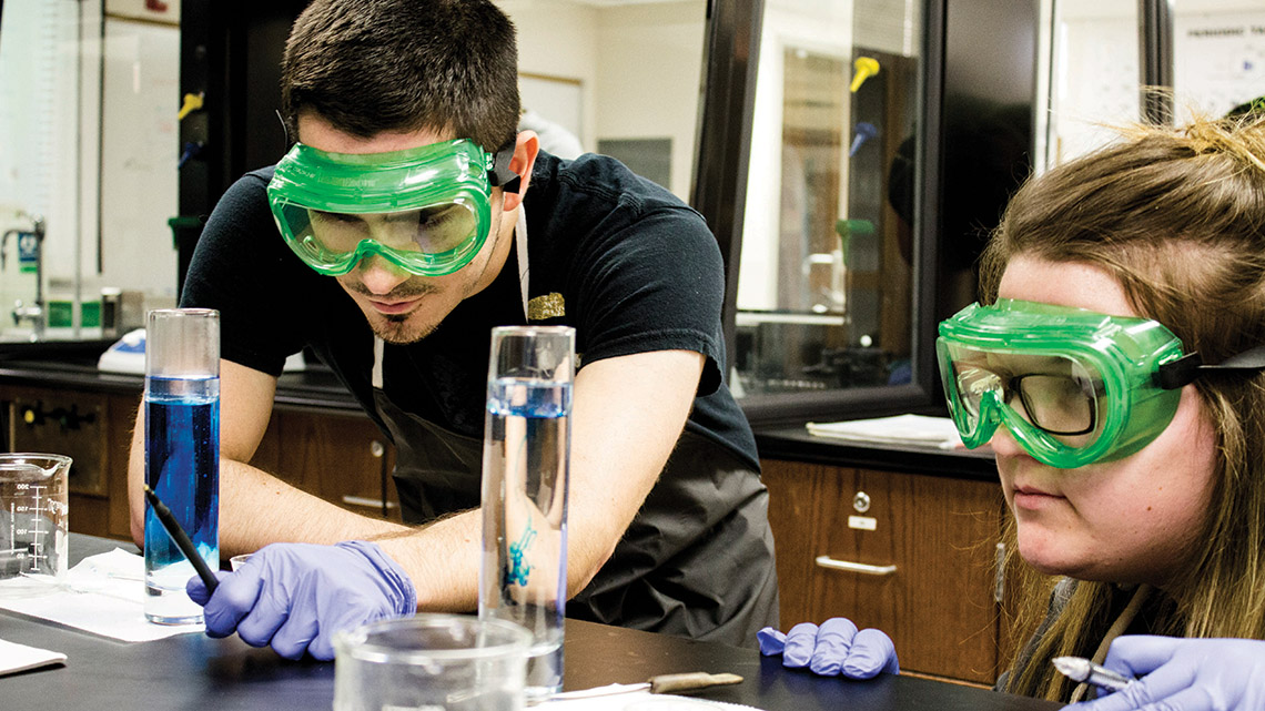 Mineral Area College students working in a laboratory.