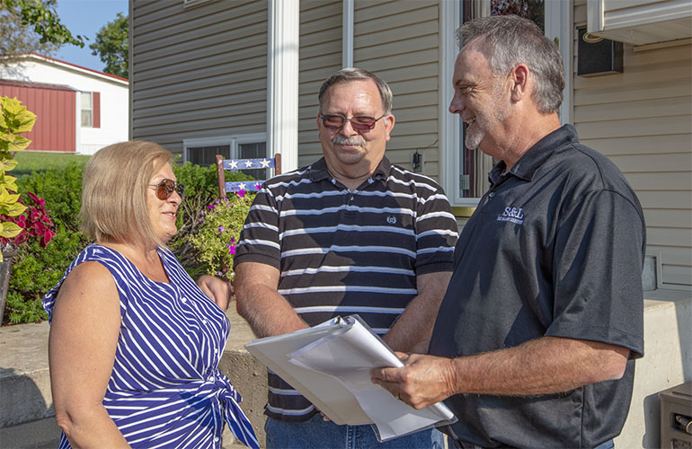 Doe Run’s donations support health, safety and education initiatives in our Southeast Missouri community. Here we meet with neighbors to share information.